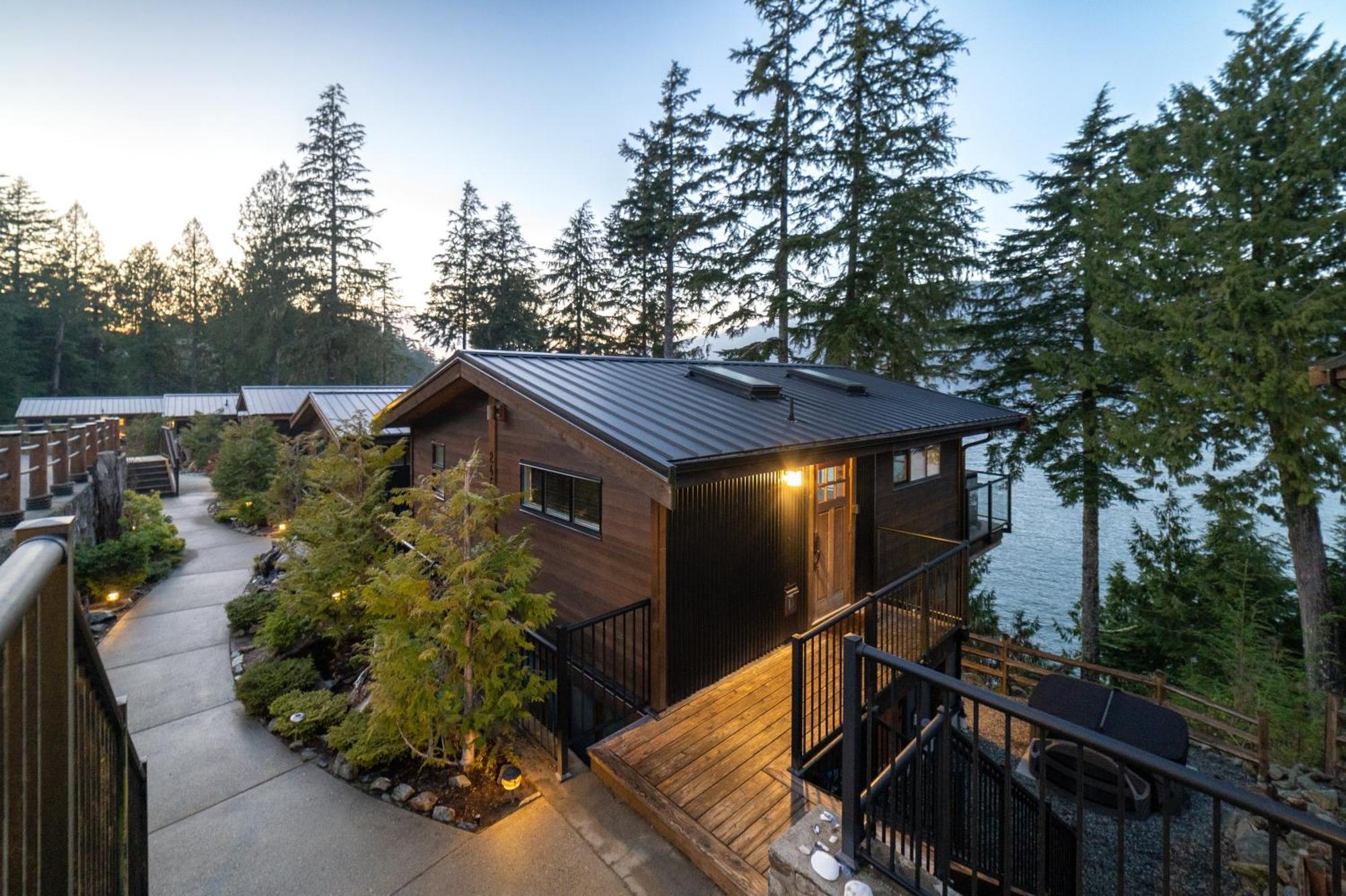 Handsome Dan'S Vacation Cottage Rentals Port Renfrew Kültér fotó