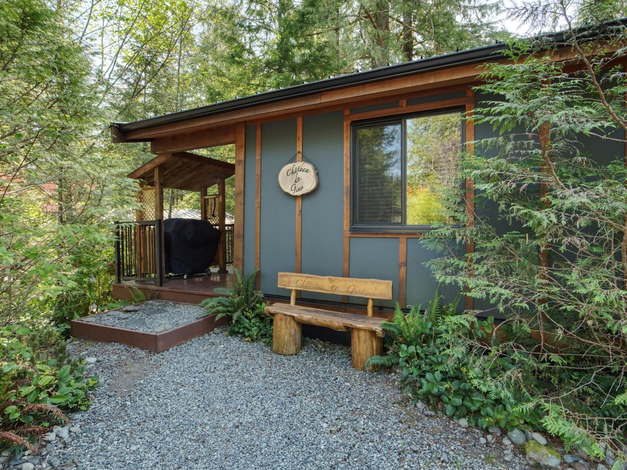 Handsome Dan'S Vacation Cottage Rentals Port Renfrew Szoba fotó