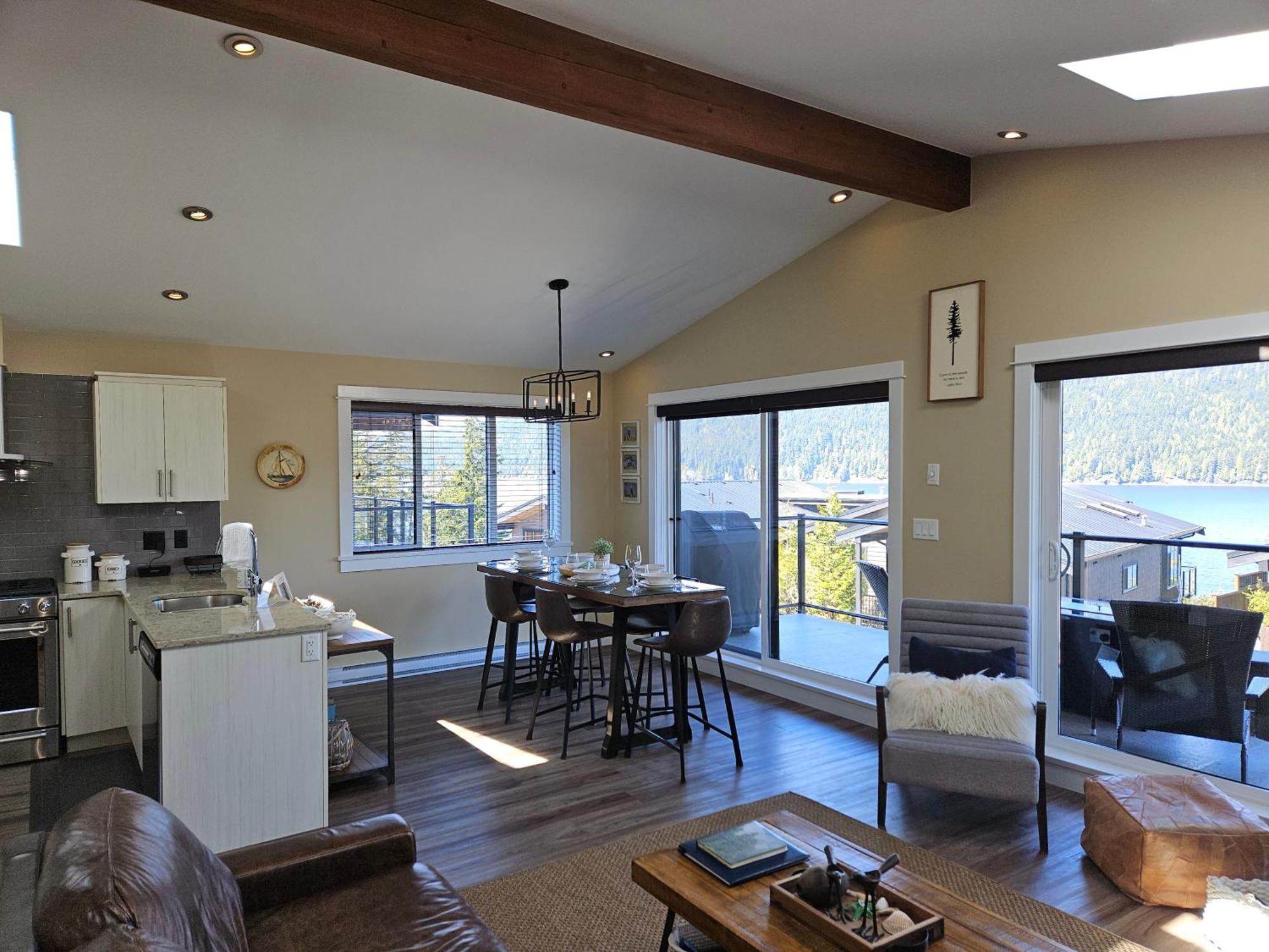Handsome Dan'S Vacation Cottage Rentals Port Renfrew Szoba fotó